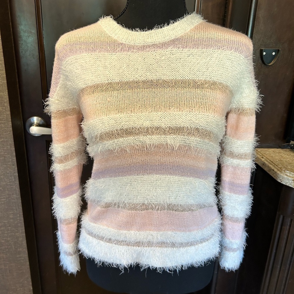 True Craft sweater. Pink, white, tan. Size M. Soft.